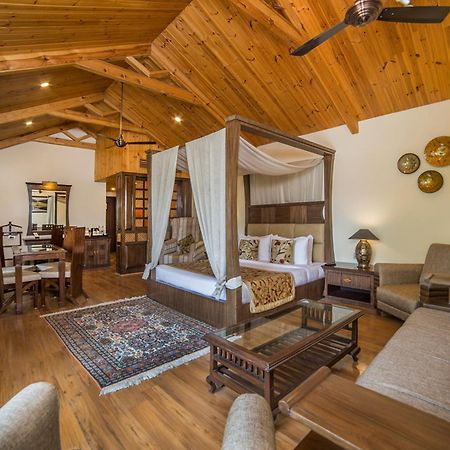 Lemon Tree Hotel Srinagar Extérieur photo