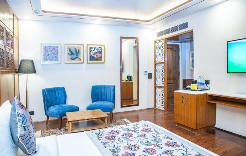 Lemon Tree Hotel Srinagar Extérieur photo