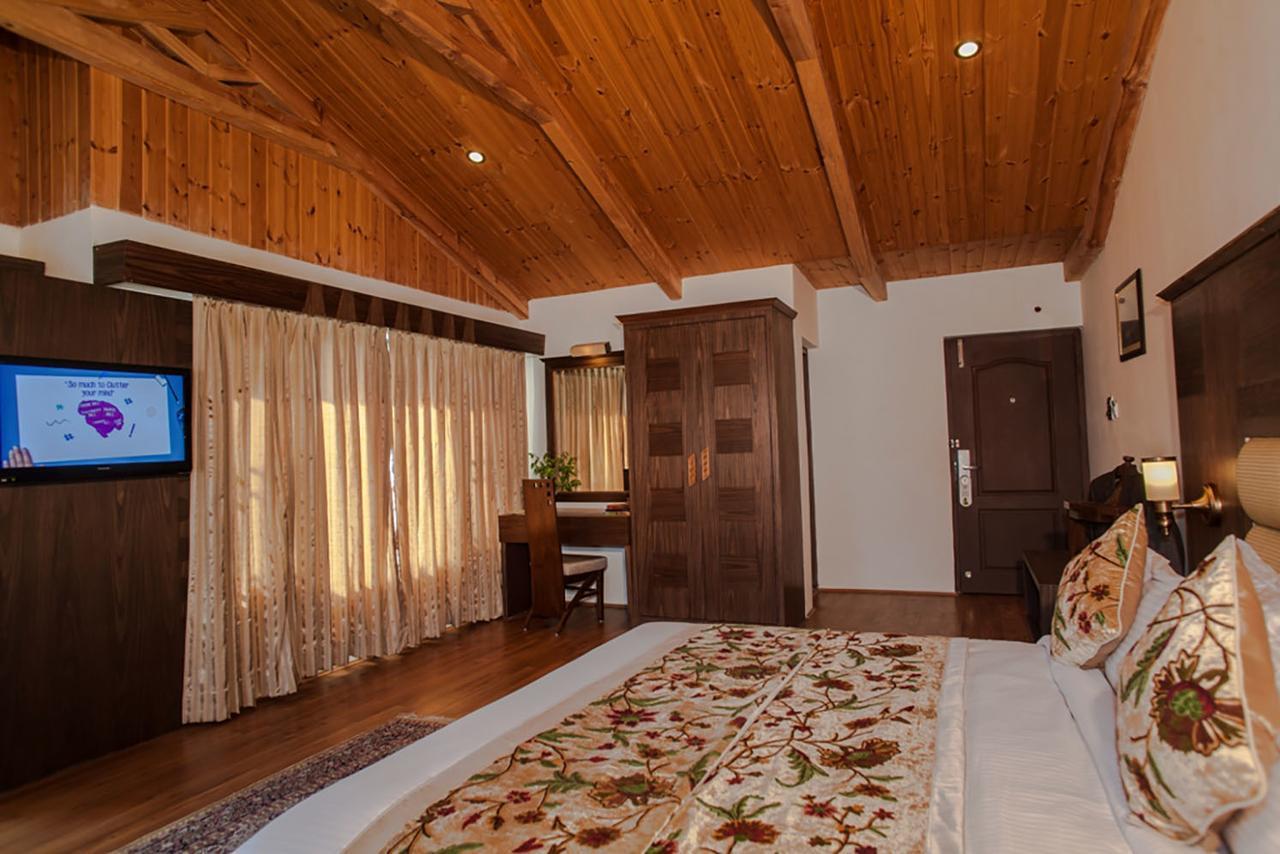 Lemon Tree Hotel Srinagar Extérieur photo