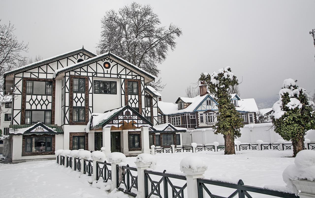 Lemon Tree Hotel Srinagar Extérieur photo