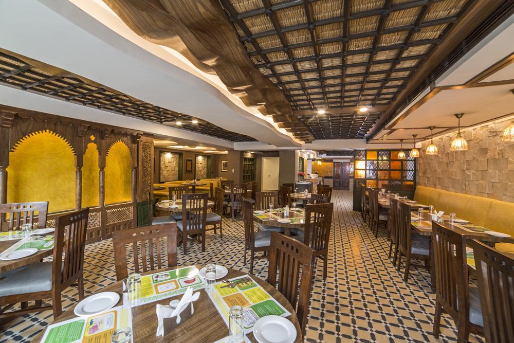 Lemon Tree Hotel Srinagar Extérieur photo